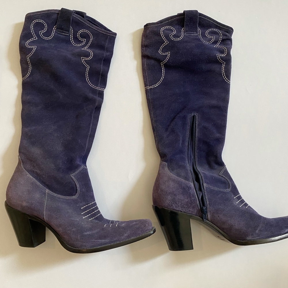 Used Suede Urban Cowboy Boots, size 7 1/2
